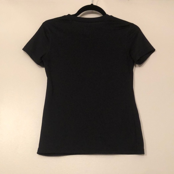 Like-New Kids Black Nike Top - Picture 4 of 4